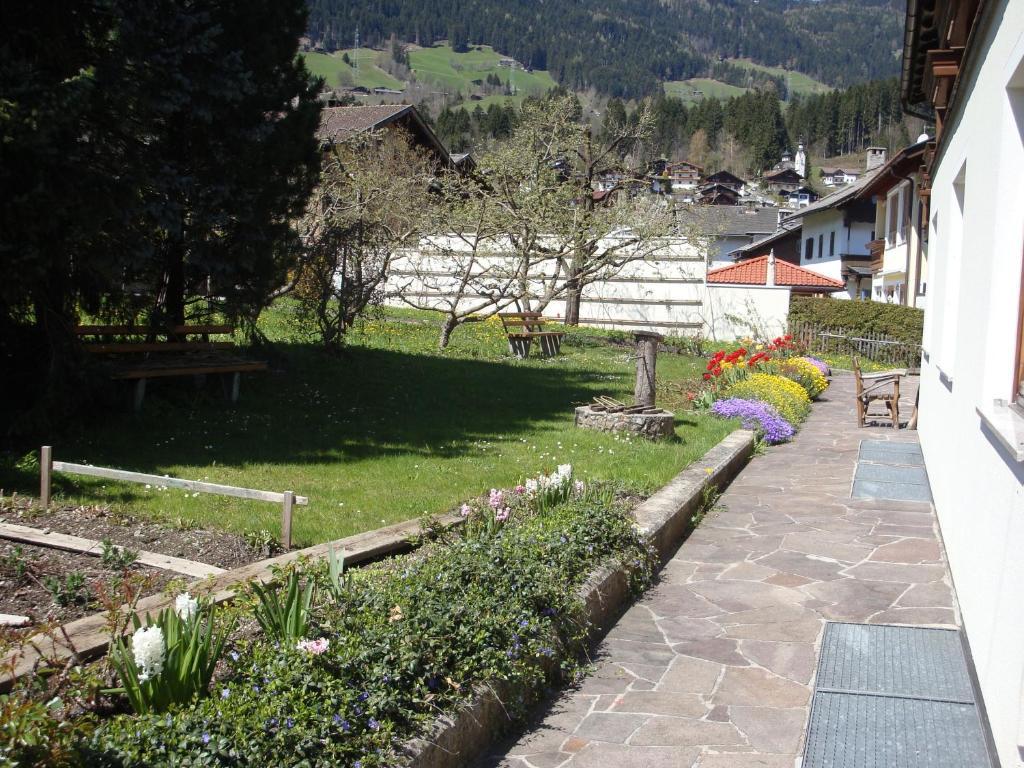 Gastehaus Treichl Otel Fügen Dış mekan fotoğraf